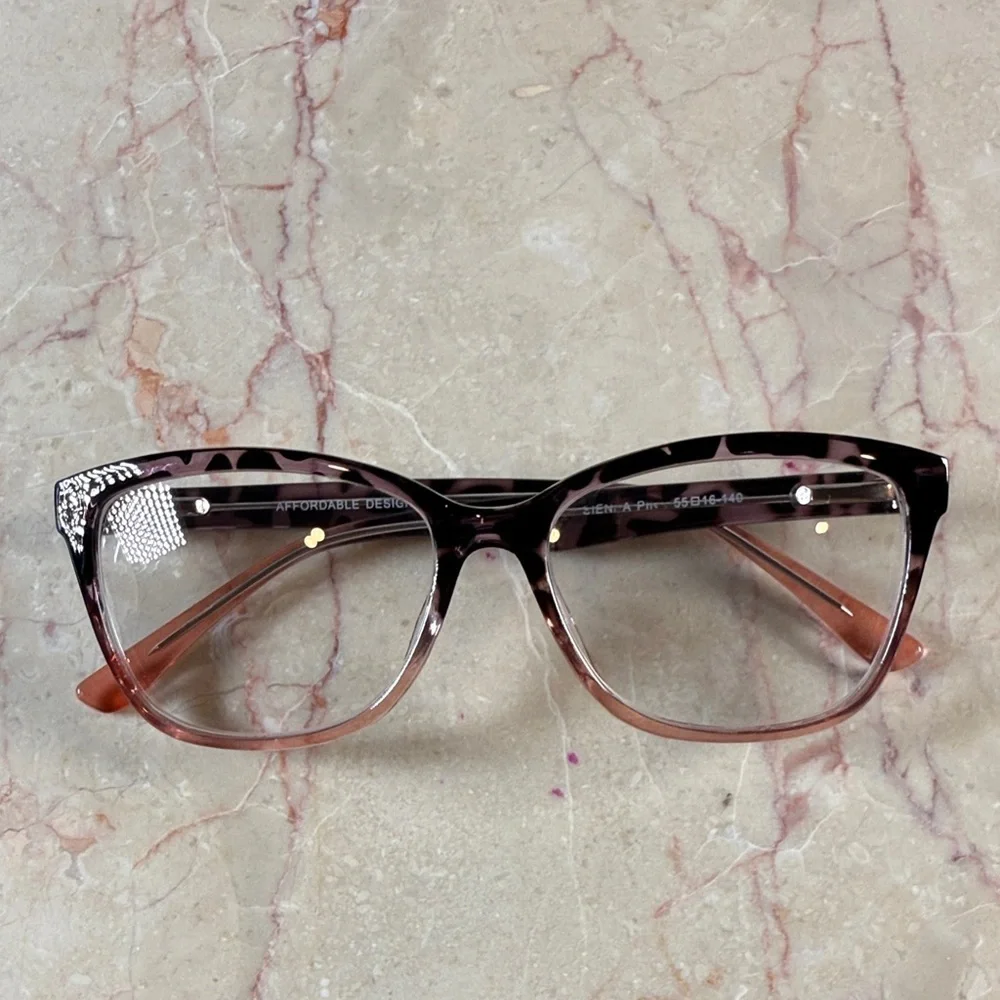 Stylish Tortoiseshell Prescription Eyeglasses